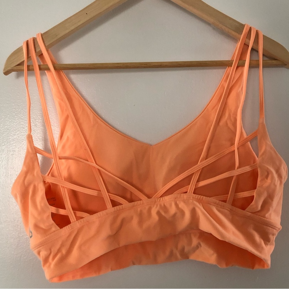 Buffbunny monarch bra color peach rings XL worn once/ twice excellent condition